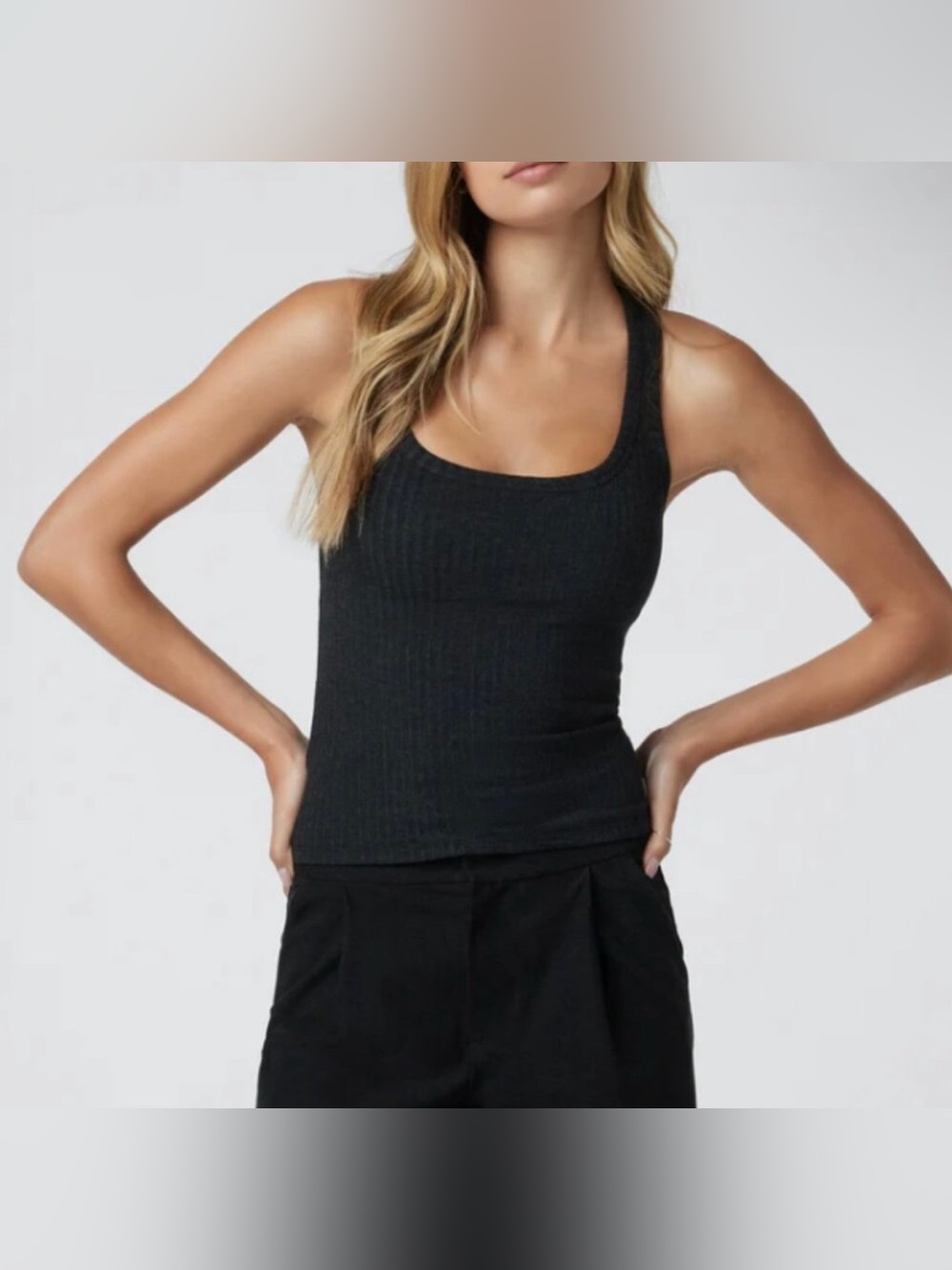 Vuori Women’s Black Heather Plie Tank Size Small
